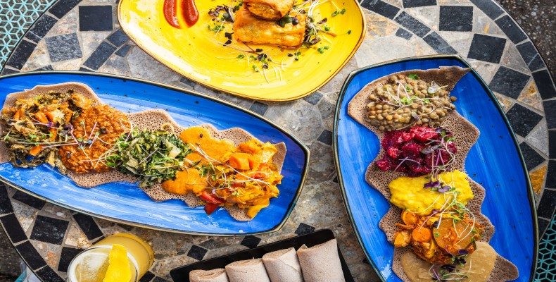 غذای اتیوپیایی Makina Ethiopian Food در میان غذا های خیابانی نیویورک