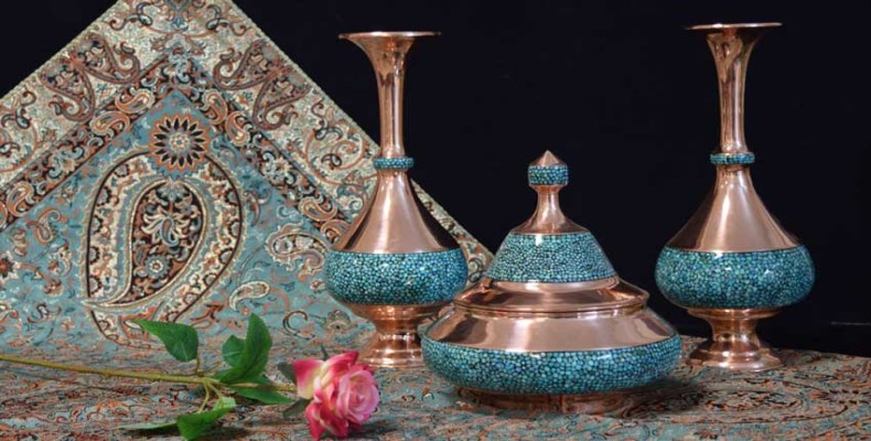 غذاهای محلی مشهد؛ شیشلیک و برنج زعفرانی سنتی