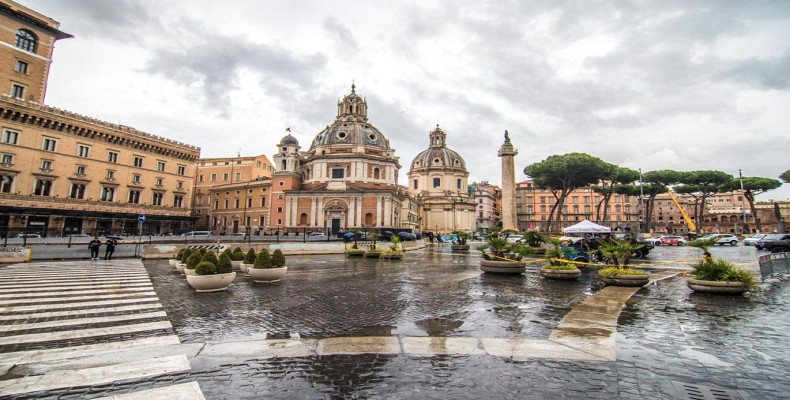 منطقه سن لورنزو رم با خیابان‌های سنگ‌فرش و معماری تاریخی از جاهای دیدنی
