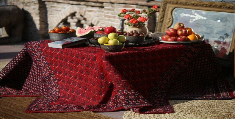 شب یلدا در مشهد؛ سفره سنتی و میوههای زمستانی