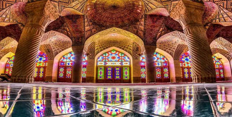 مسجد نصیرالملک شیراز؛ جلوه‌ای از باورهای دینی و اقلیت‌های مذهبی شیراز