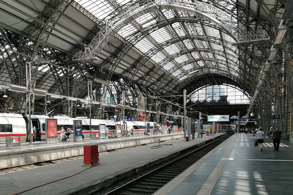 Frankfurt train