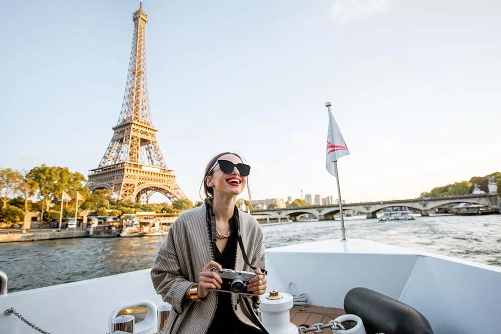 Paris for solo travelers