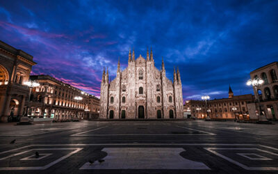 Night tours of Milan