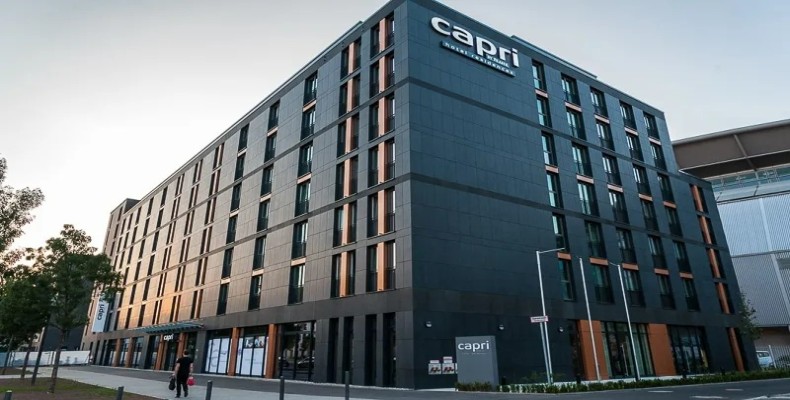 نمای بیرونی هتل کاپری بای فریزر فرانکفورت با موقعیت مناسب برای اقامتهای طولانی