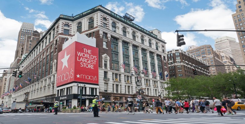 فروشگاه Macy’s نیویورک با تخفیفهای فصلی و برندهای معتبر