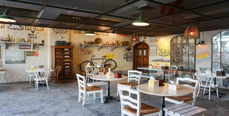 رستوران Raju Omlet دبی؛ تخممرغهای معروف هندی و صبحانههای خوشقیمت