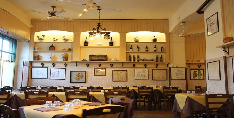 نمای داخلی Trattoria Bolognese da Mauro، رستورانی محلی با غذاهای بولونی در میلان