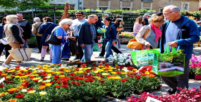 فستیوال Tredesin de Mars در میلان؛ جشن بهاری و سنتی مردم محلی