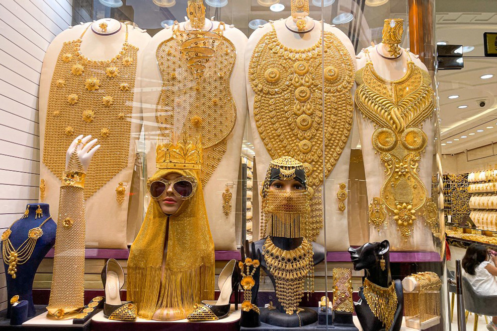 Dubai gold jewelry