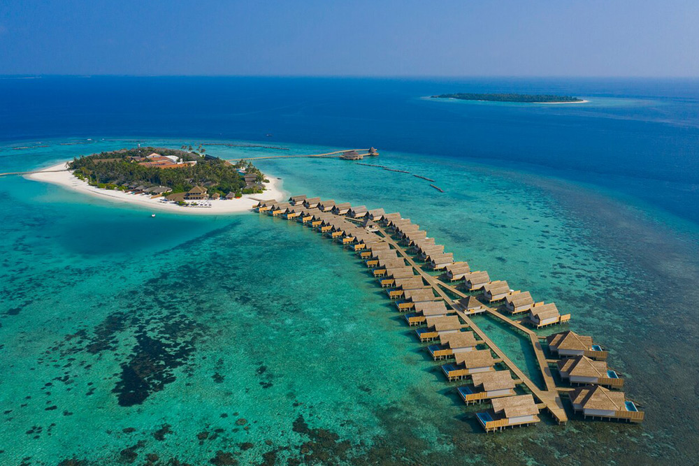 Emerald Faarufushi Resort & Spa, Maldives