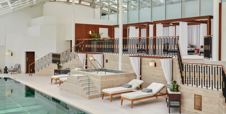 فضای اسپا و استخر هتل Carlton Tower Jumeirah در نایتسبریج لندن