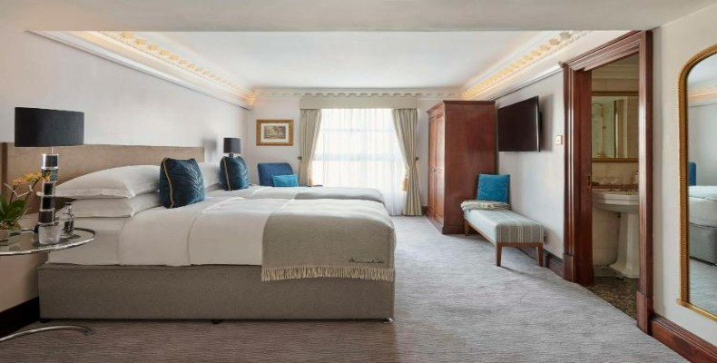 اتاق خواب هتل Hyatt Regency London The Churchill با طراحی لوکس و مدرن