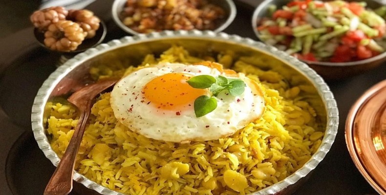 دمپختک تهرانی با باقالی زرد و برنج از غذاهای سنتی تهران