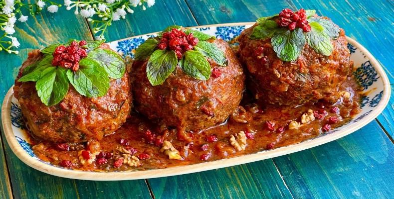کوفته دست به گردن از غذاهای قدیمی و سنتی تهران