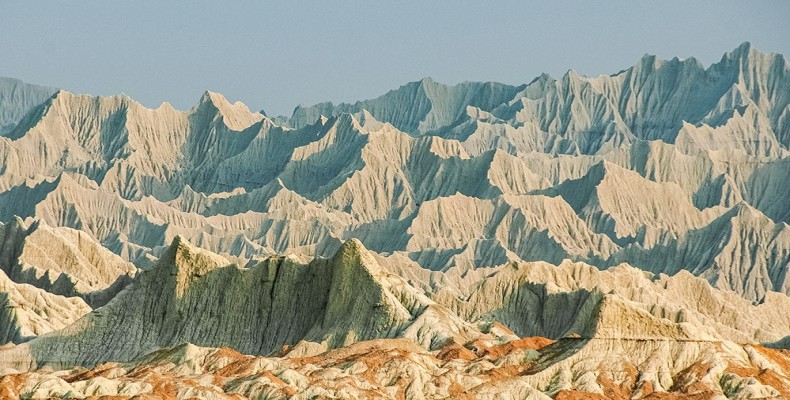 کوه های مریخی چابهار در سفر زمستانی