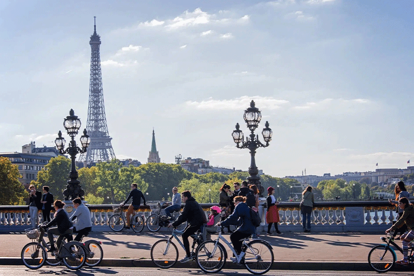Paris cycling tours