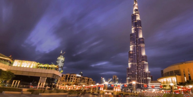 برج خلیفه در شب؛ لوکیشن محبوب بین مکان های اینستاگرامی دبی