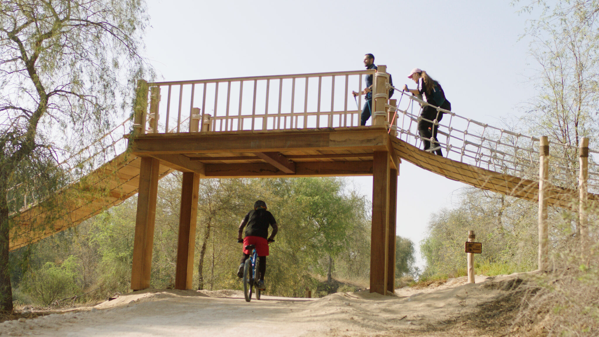 مسیرهای دوچرخه سواری و پیاده روی پارک مشرف (Mushrif Park biking and hiking trails)