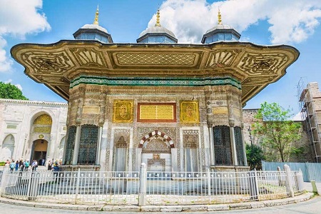 چشمه سلطان احمد سوم استانبول