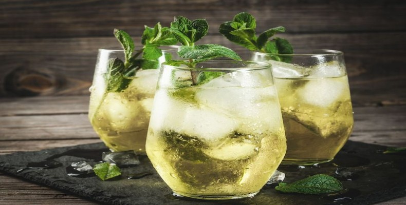 نوشیدنی ربوجیتو سویل؛ ترکیب شری و سودا مخصوص جشنهای اندلس