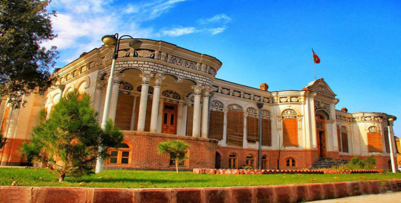 خوی؛ ترکیب تاریخ کهن و نسیم خنک آذربایجان