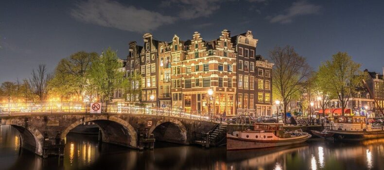 جاهای دیدنی آمستردام در شب