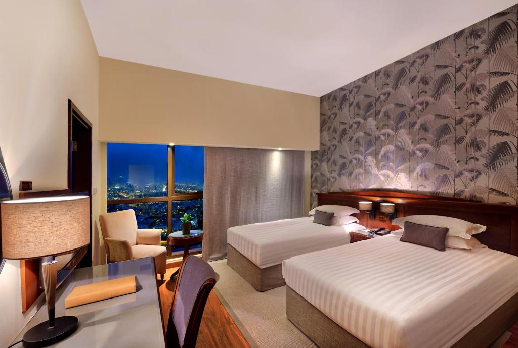 ارزانترین هتل های دبی؛ هتل Majestic City Retreat Hotel