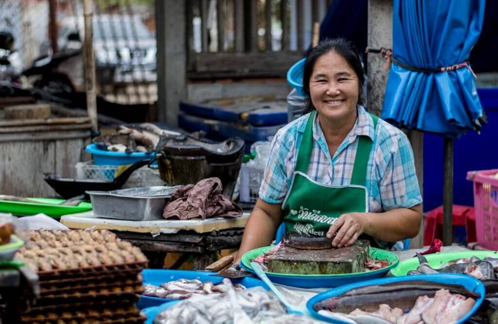 دلایل سفر به تایلند؛ مردم مهربان