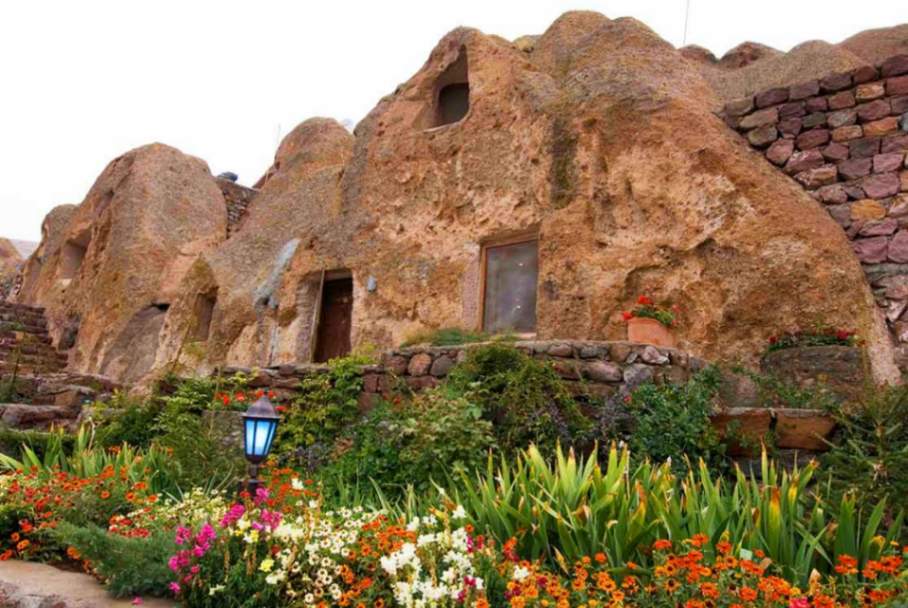 روستای صخره‌ای کندوان 