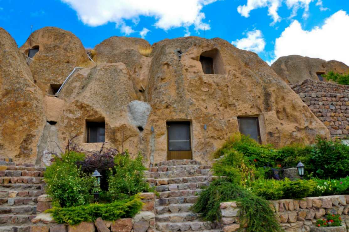 هتل صخره‌ای لاله کندوان