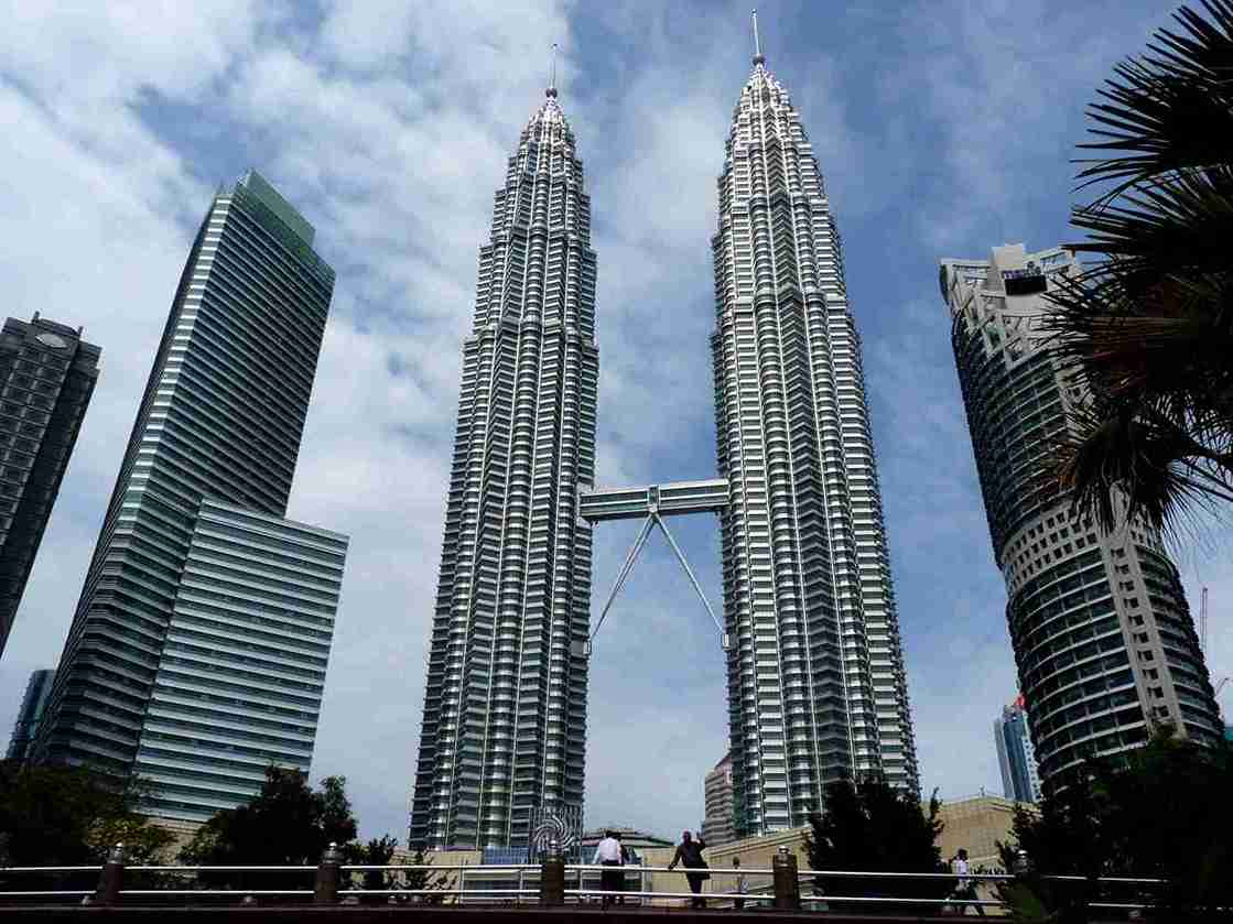 مالزی به چی معروفه؟برج‌های پتروناس