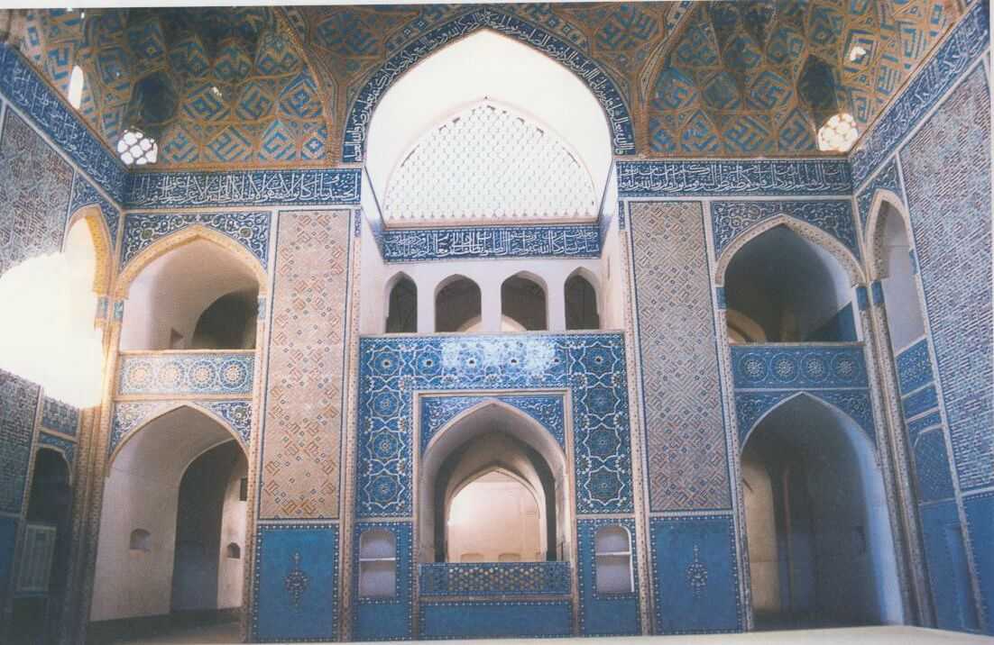 صحن داخلی مسجد جامع یزد