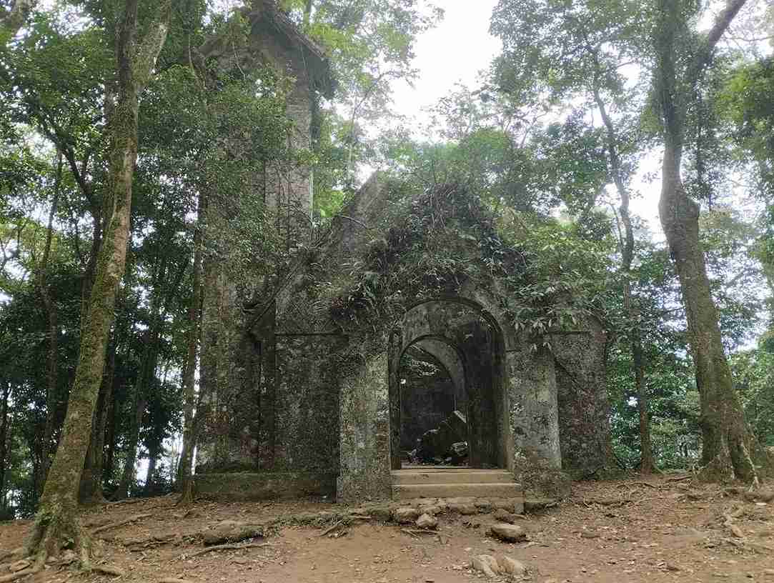 کلیسای متروکه پارک ملی با وی - جاهای ترسناک ویتنام