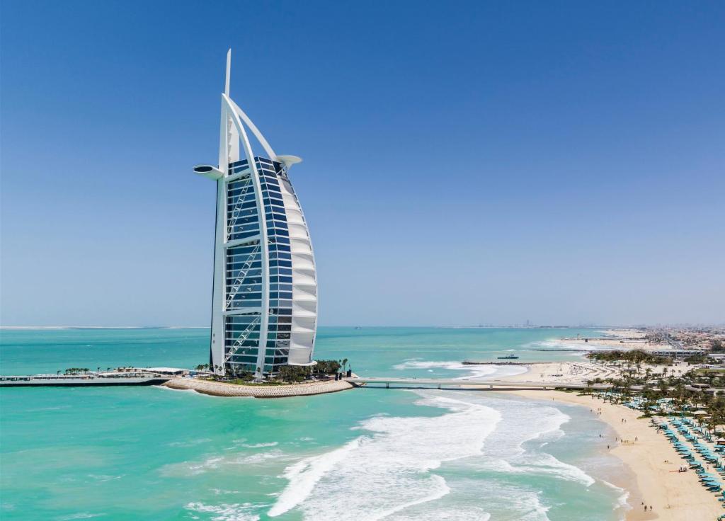 Burj Al Arab Jumeirah, Dubai برج العرب جمیرا دبی- بهترین هتل های زیر آب