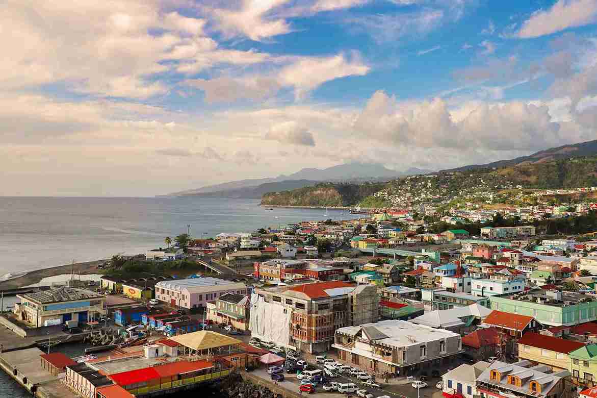 راه های مهاجرت به دومینیکا