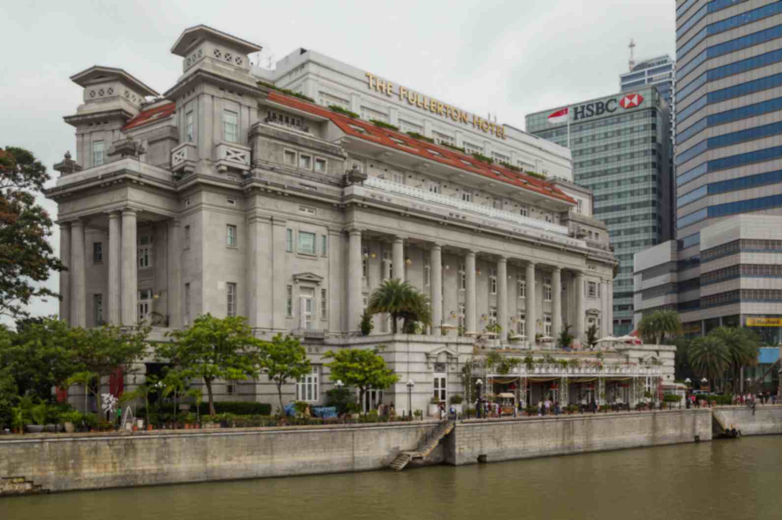 معماری در سنگاپور؛ هتل فولرتون