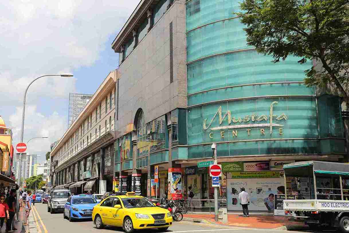 مرکز خرید مصطفی در محله هند کوچک سنگاپور