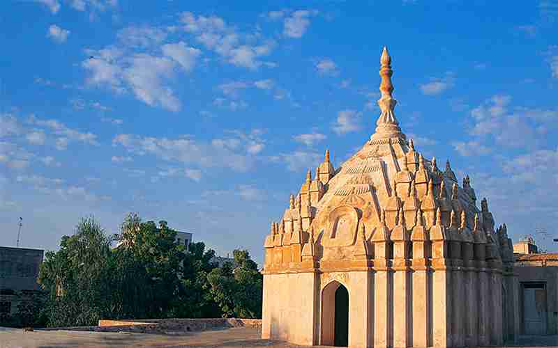 سفر به بندرعباس در زمستان و معبد هندوها