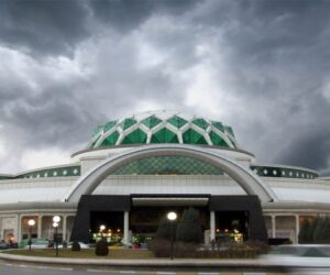 الماس شرق از مراکز خرید در مشهد