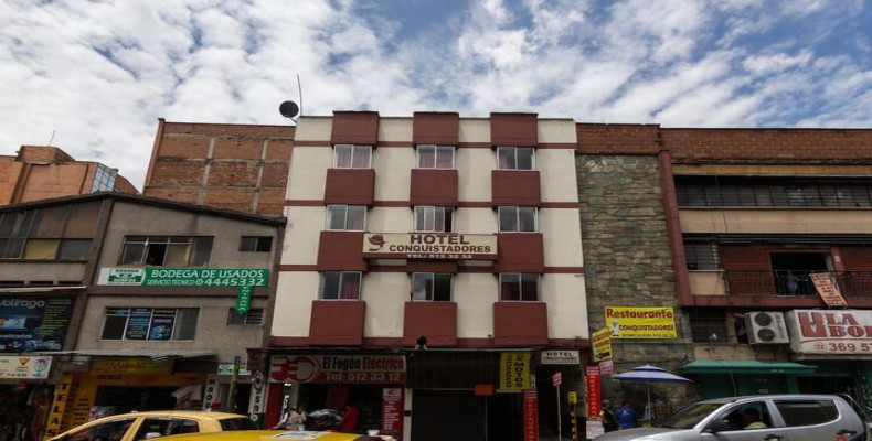 Hotel Conquistadores 