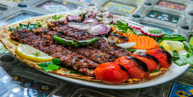 کباب بهترین غذای لاهور