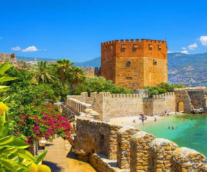 آنتالیا به چی معروفه