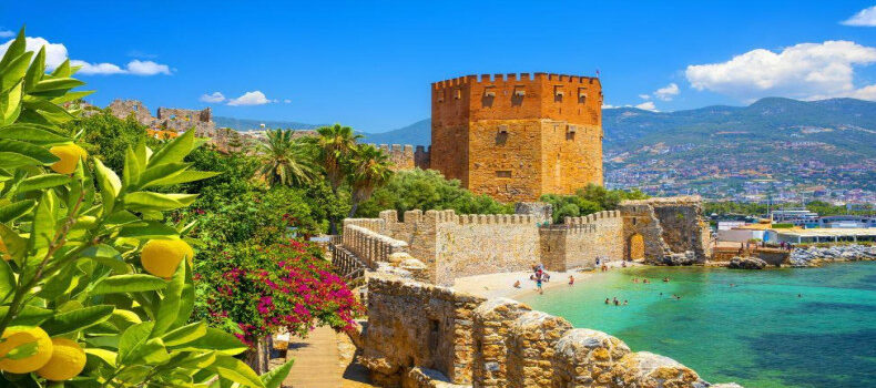 آنتالیا به چی معروفه
