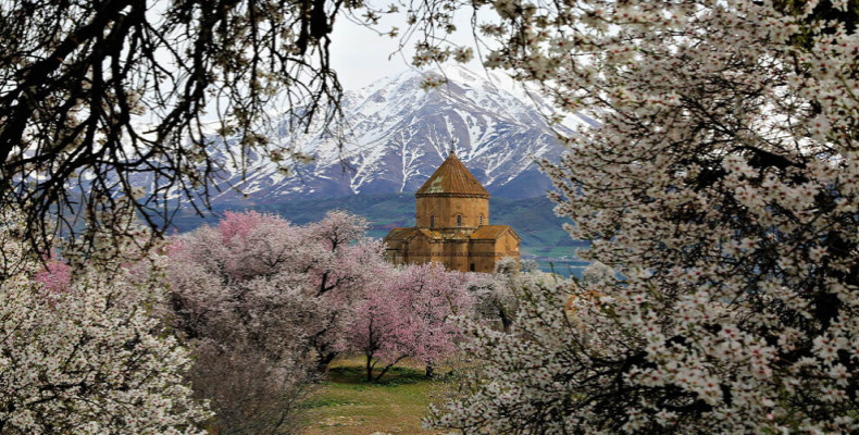بهار بهترین زمان سفر به ارمنستان 