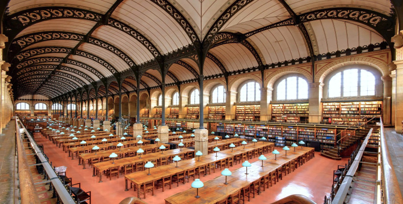 کتابخانه‌ی سنت ژنویف (Bibliothèque Sainte-Geneviève) در پاریس