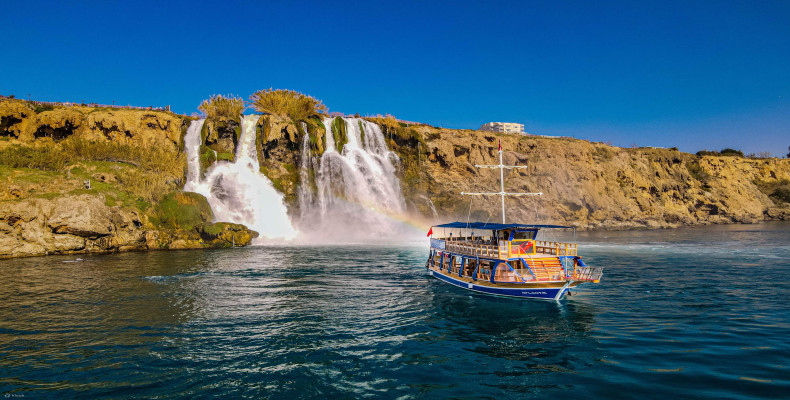 قایق سواری در آنتالیا