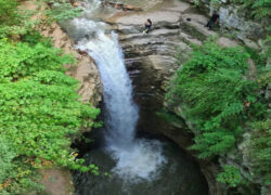 آبشار لوشکی گیلان