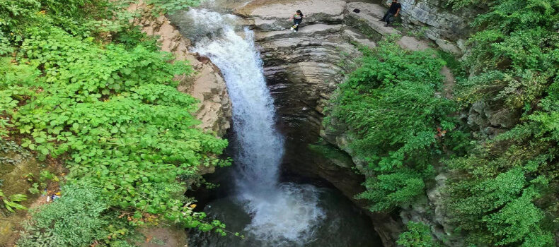 آبشار لوشکی گیلان