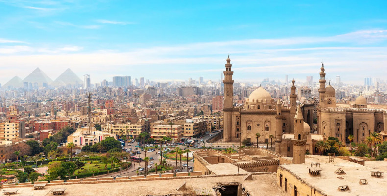 سفر به قاهره در پاییز